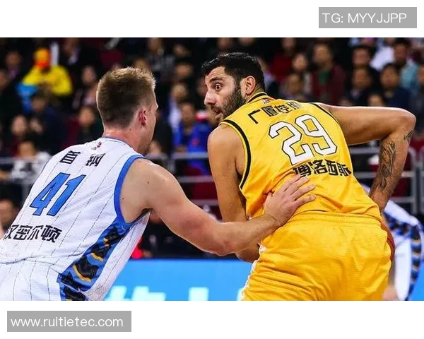 深入分析北京篮球队阵地战战术与执行策略的全景解读